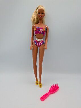 1998 Aloha Barbie Doll Pink Floral Swimsuit Yellow Shell Sandals Brush